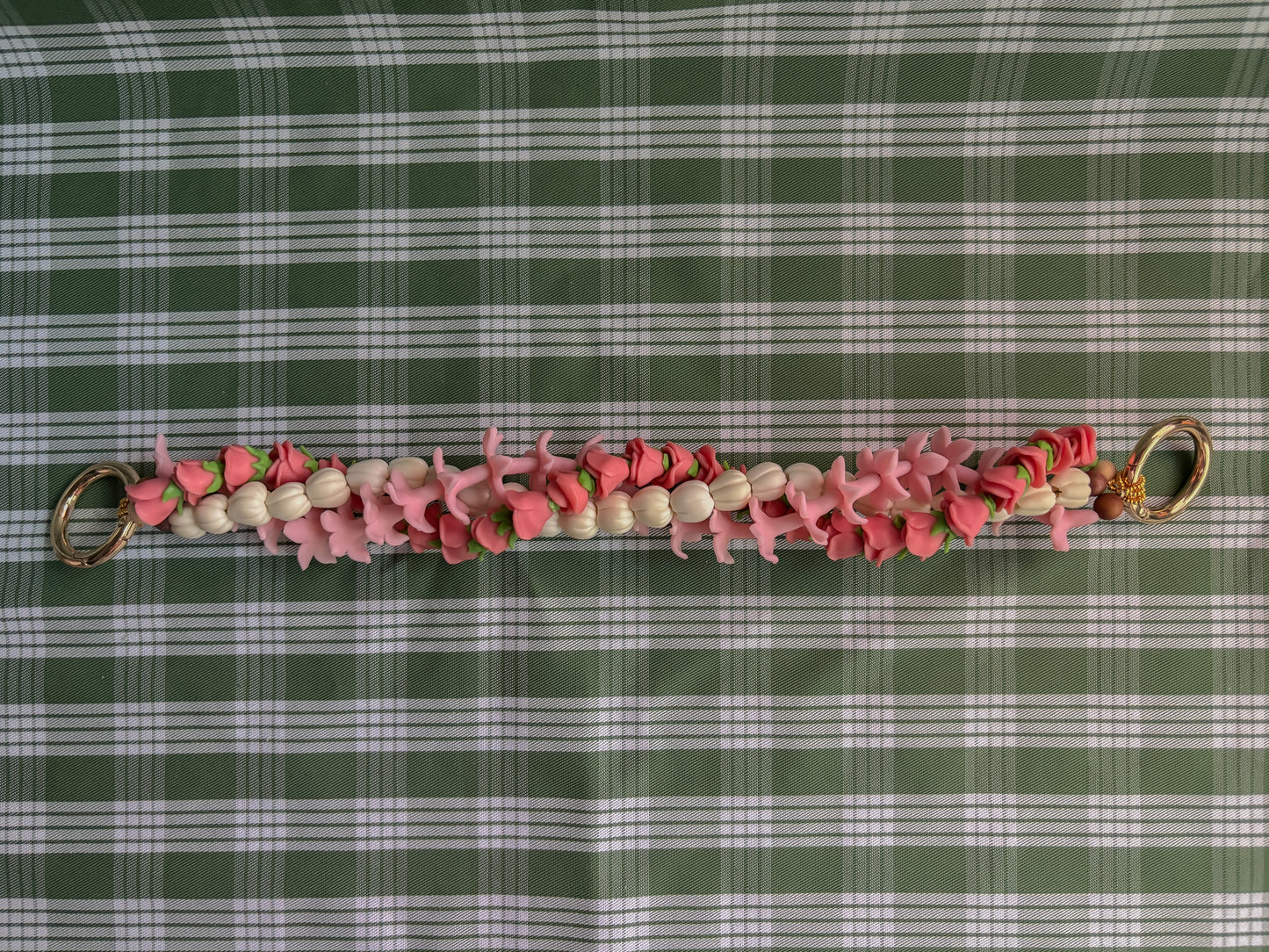 Triple Twisted Forever Lei