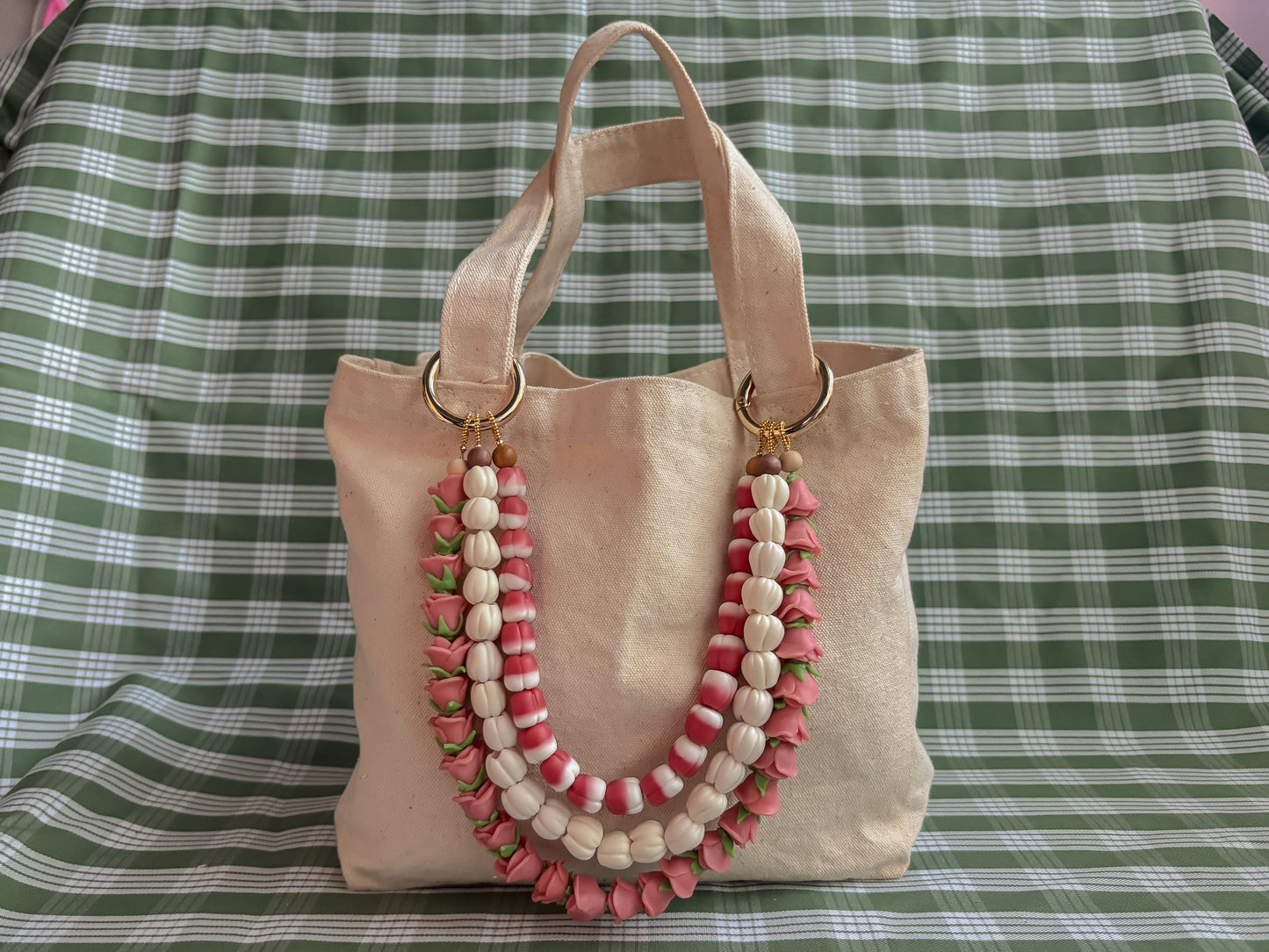 Triple Stacked Forever Lei