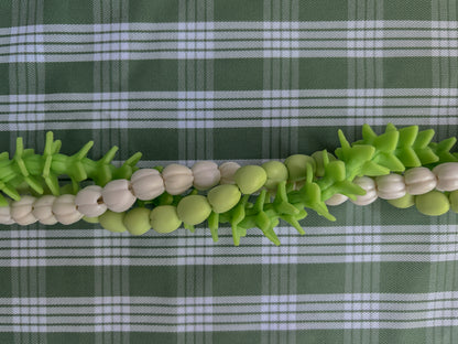 Triple Twisted Forever Lei