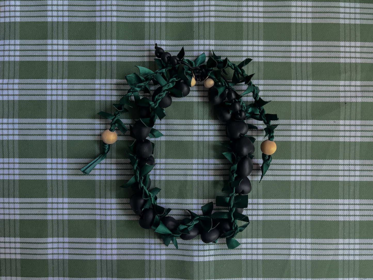 Kukui Nut & Ribbon Maile Twisted Car Lei